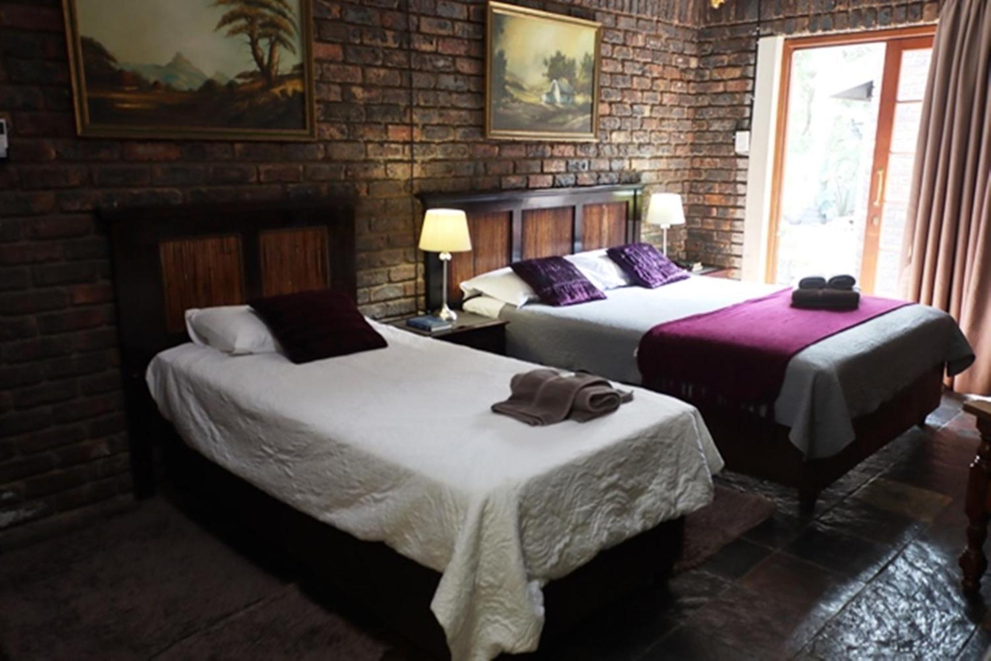 Royal Game Guest House พาลาบอร์วา ภายนอก รูปภาพ