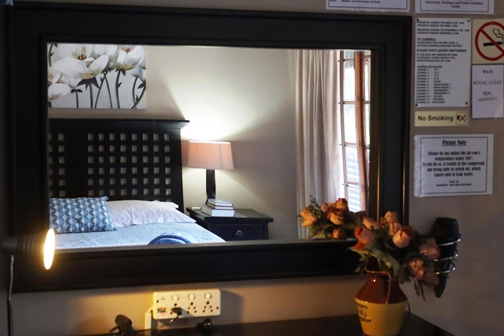 Royal Game Guest House พาลาบอร์วา ภายนอก รูปภาพ