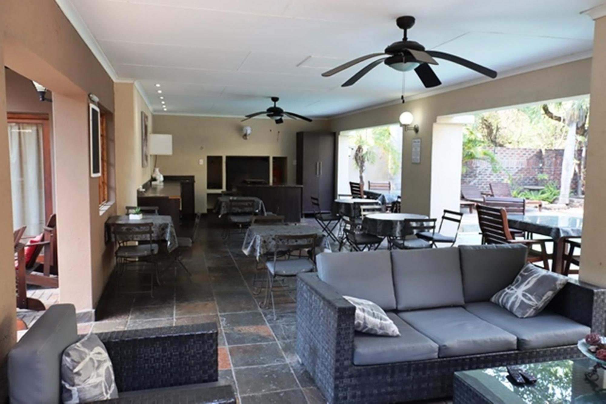 Royal Game Guest House พาลาบอร์วา ภายนอก รูปภาพ